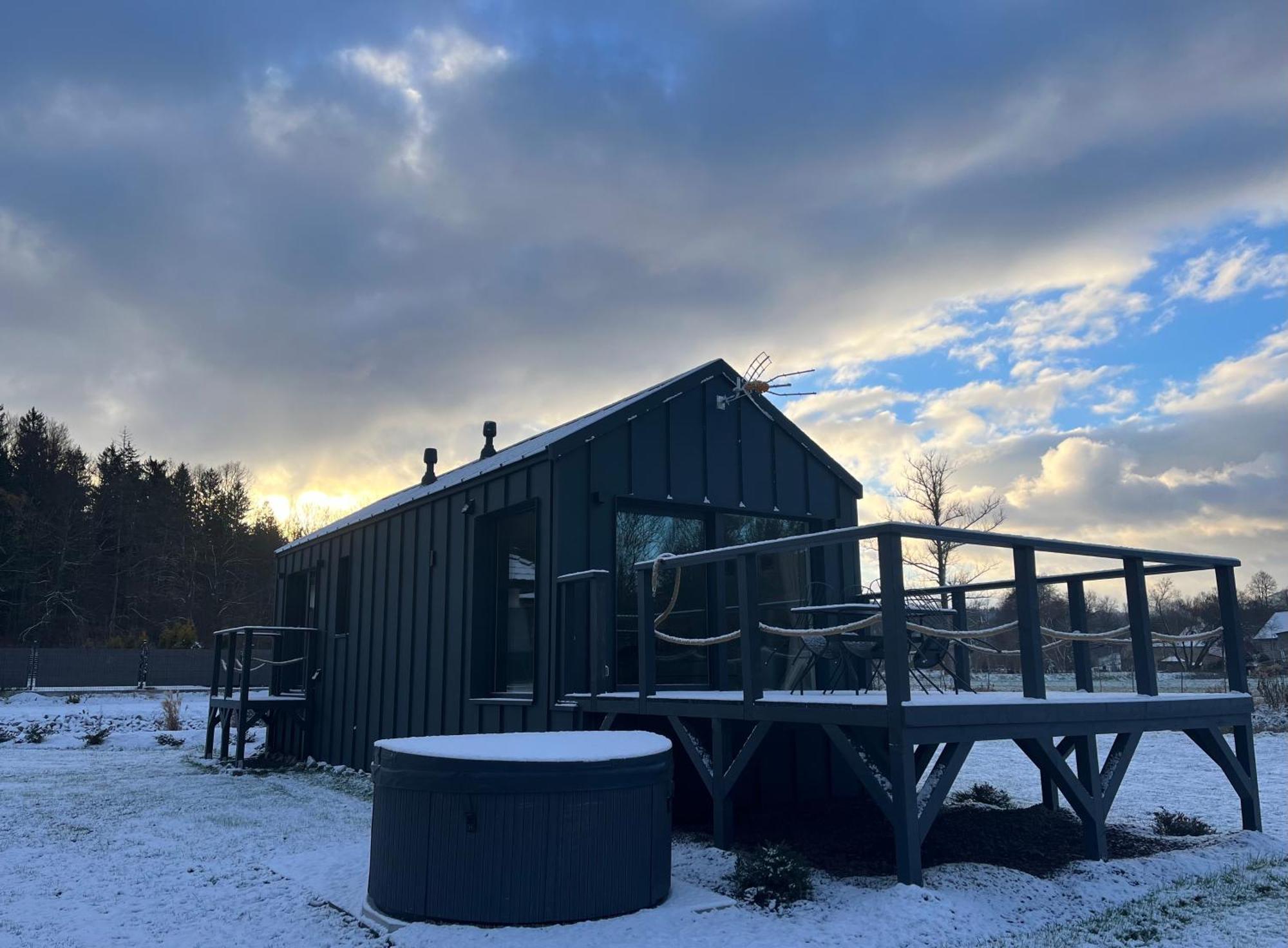 Hill Karpnki, Sauna, Hygge-balia, Lagom-jacuzzi
